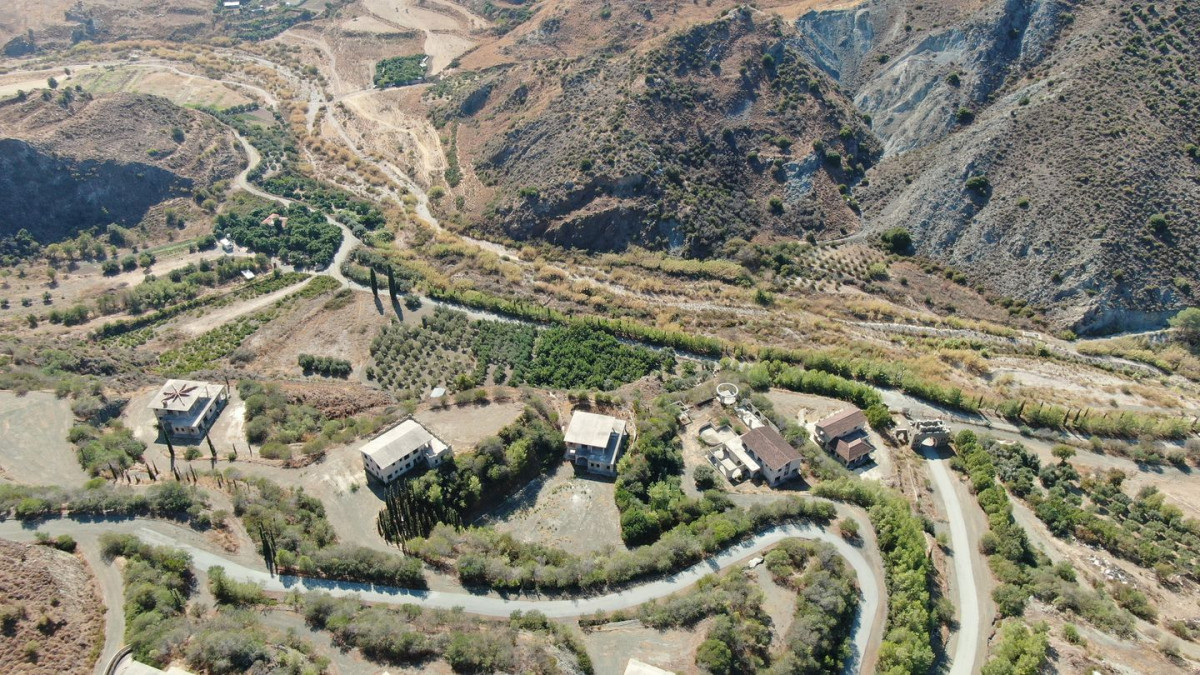 Residential Development in Agia Varvara, Paphos