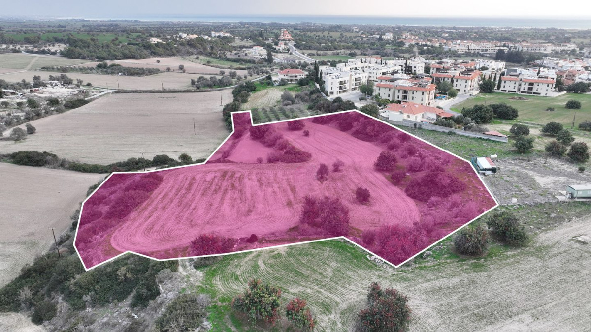 Residential Field in Mazotos, Larnaca