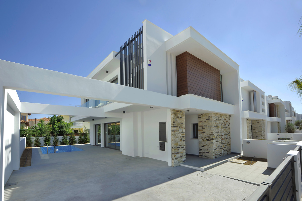 Four Bedroom Villa in Leivadia, Larnaca