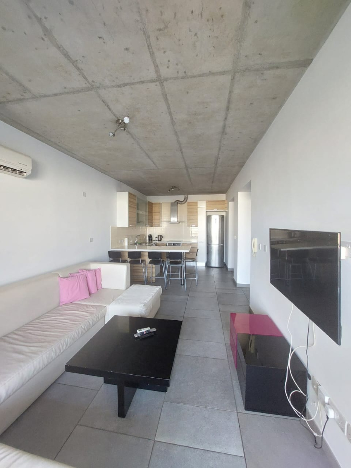 One Bedroom Penthouse Apartment in Aglantzia