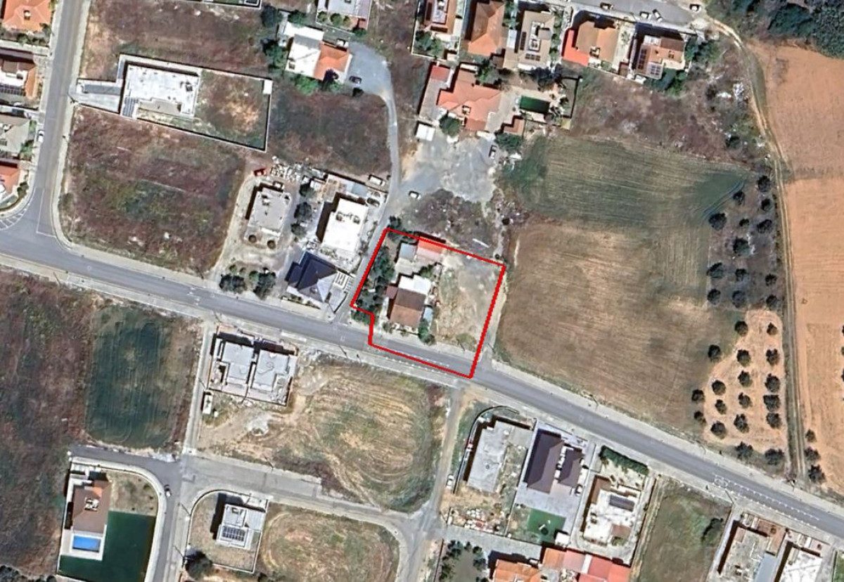 Residential Field in Kokkinotrimithia, Nicosia