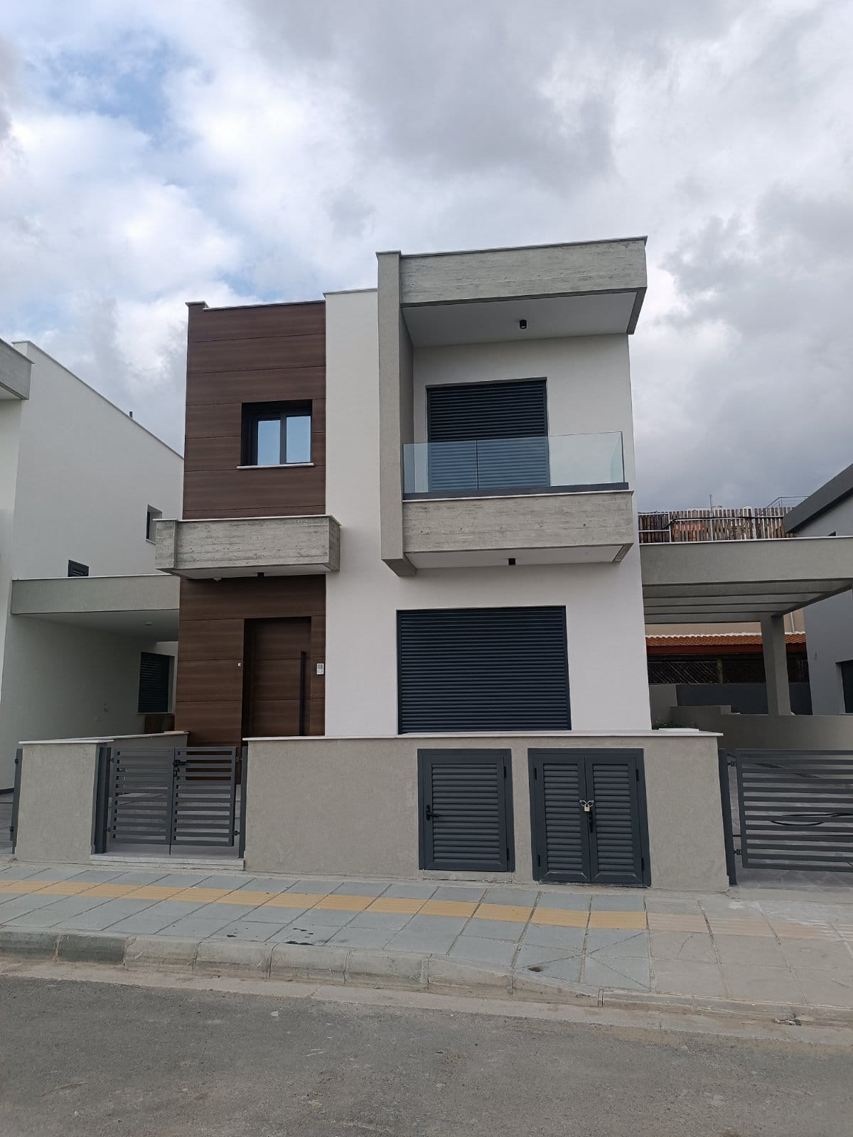 Three Bedroom House in Ypsonas, Limassol
