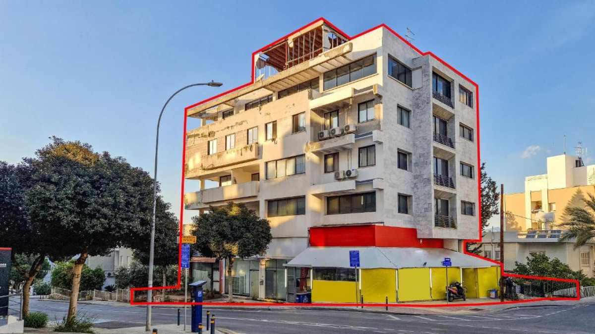 Mixed-Use Building in Agioi Omologites, Nicosia