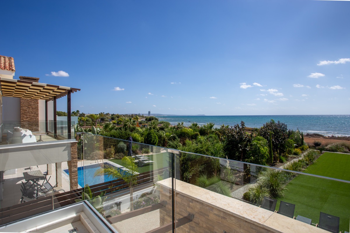 Five Bedroom Villa in Ayia Thekla, Ammochostos
