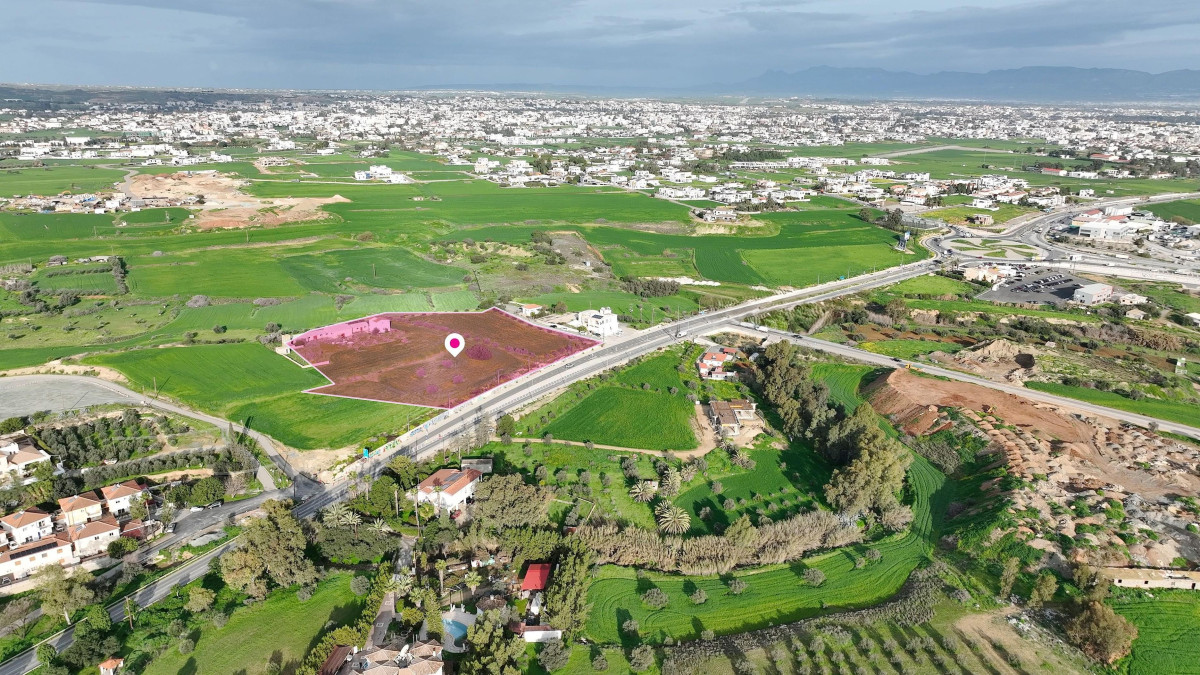Dual-Zone Residential/Commercial Land in Tseri, Nicosia