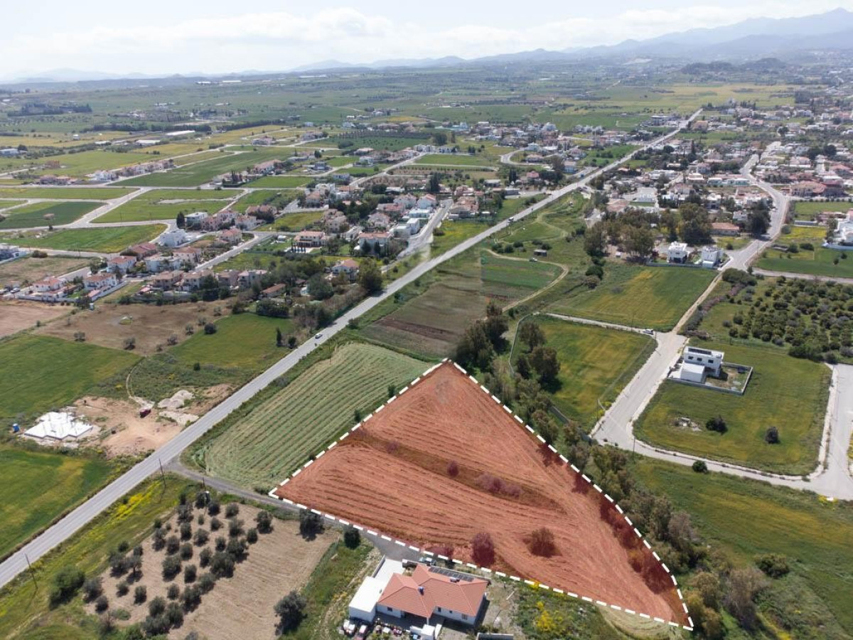 Residential Field in Psimolofou, Nicosia