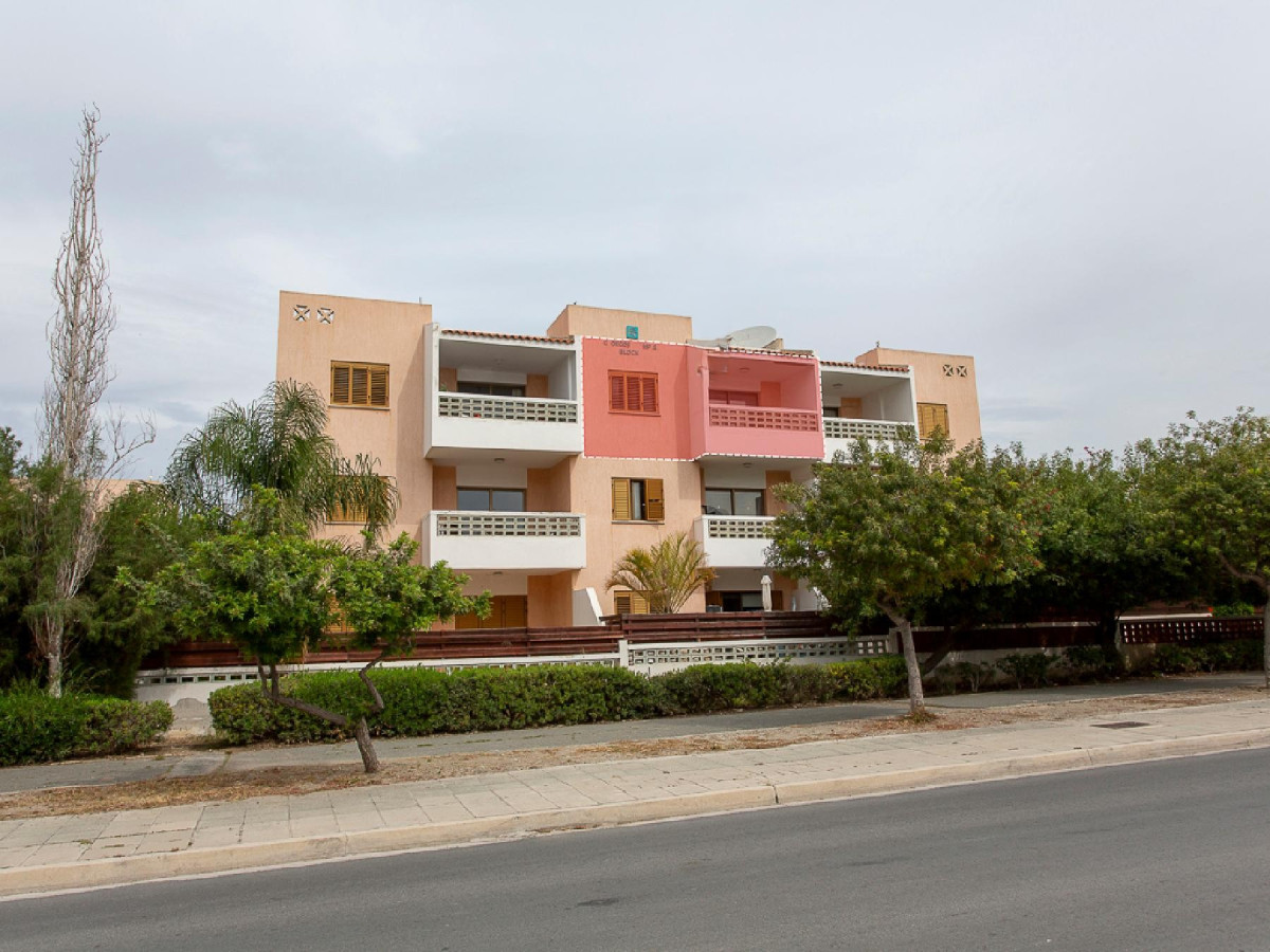 One Bedroom Apartment in Agios Theodoros, Paphos