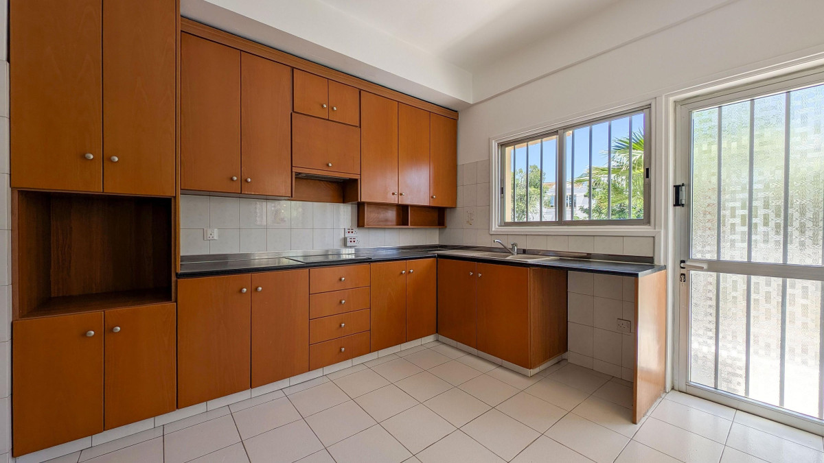 Three Bedroom Apartment in Strovolos, Nicosia