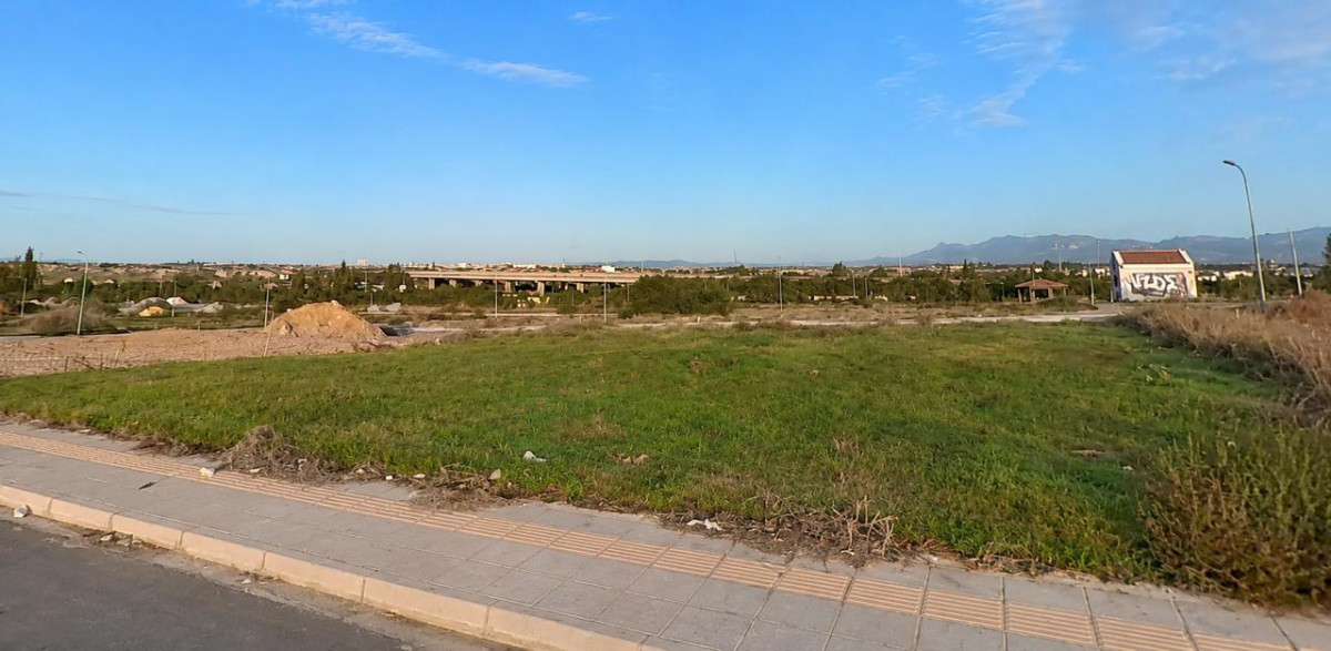 Residential Plot in Anthoupoli, Nicosia