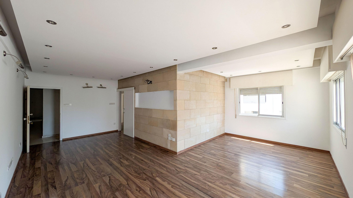 Three Bedroom Apartment in Agioi Omologites, Nicosia