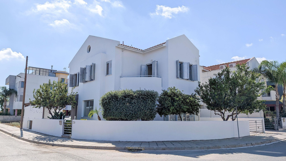 Four Bedroom House in Lakatameia, Nicosia