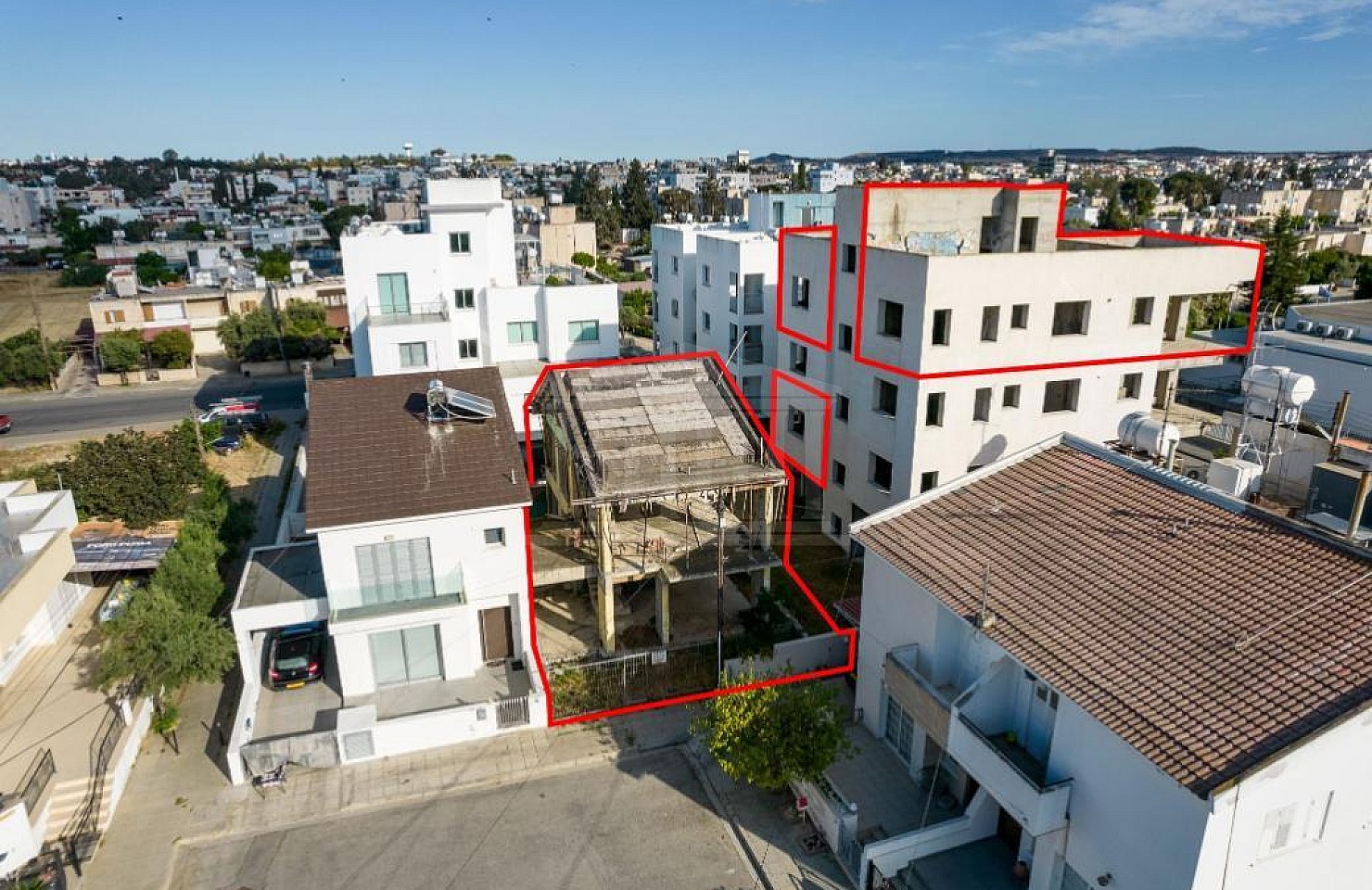 Share of incomplete house and apartments in Strovolos, Nicosia